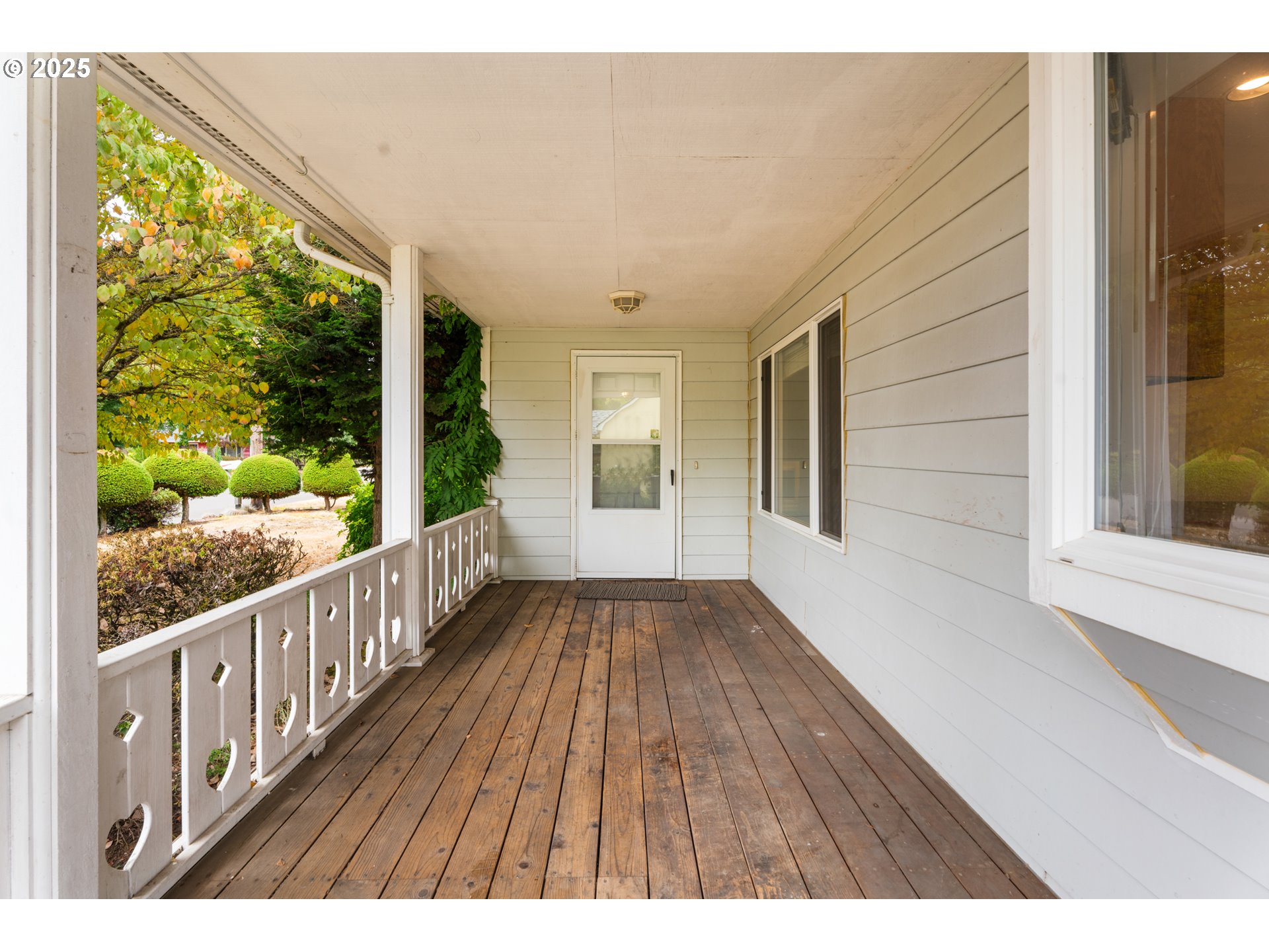 352 SW 6TH AVE