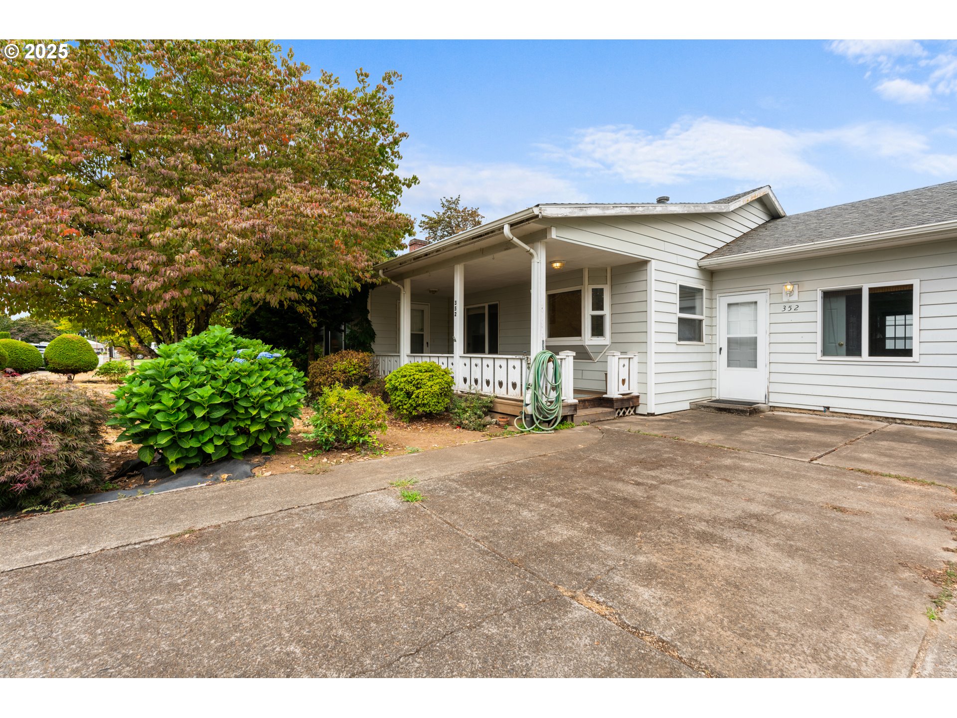 352 SW 6TH AVE
