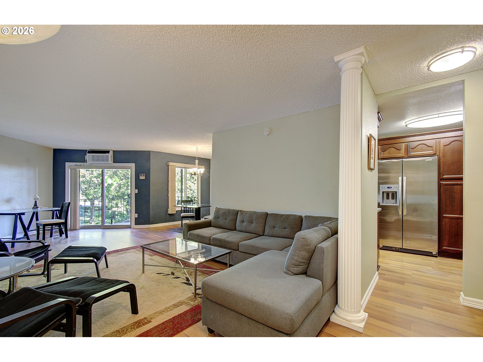 5585 E EVERGREEN BLVD 5302