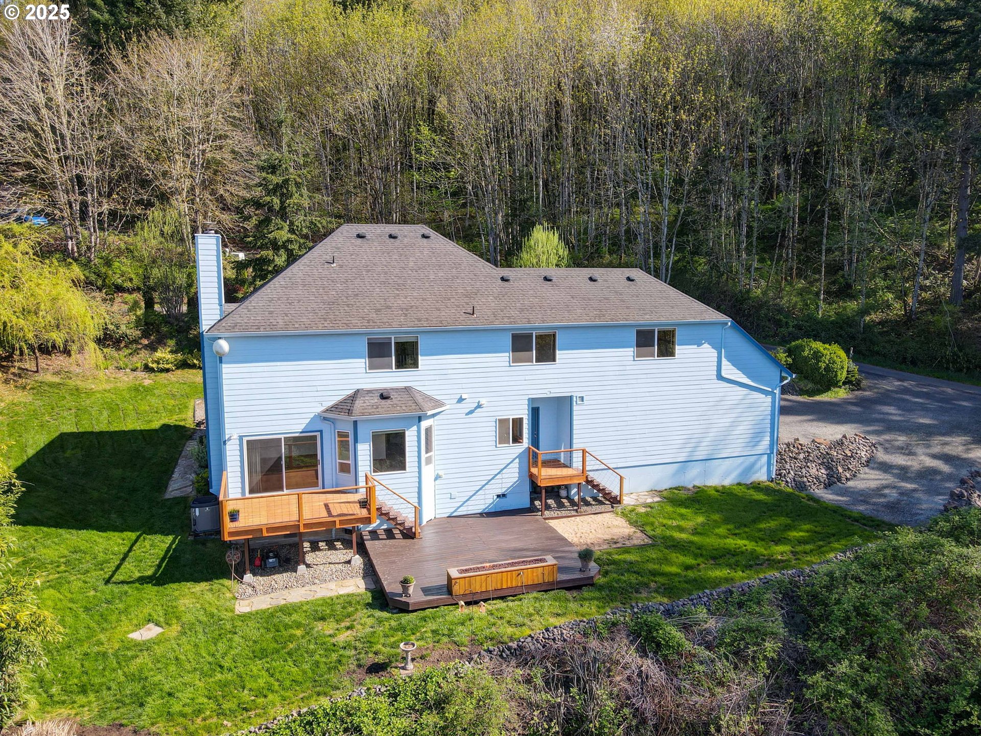 221 PROSPECT RD
