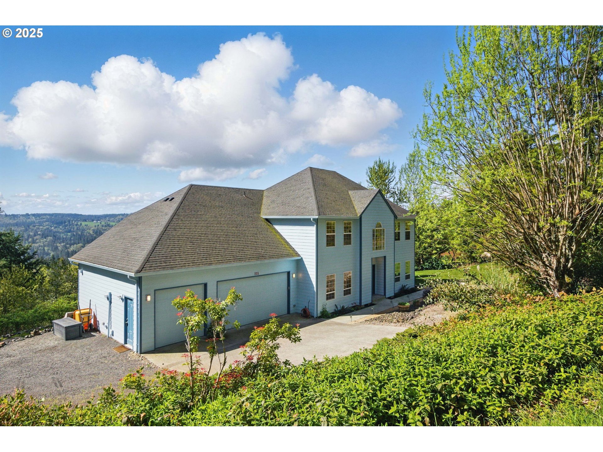 221 PROSPECT RD