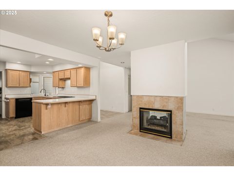 Tiny photo for 370 Magnolia Dr, Creswell, OR 97426 (MLS # 772414271)