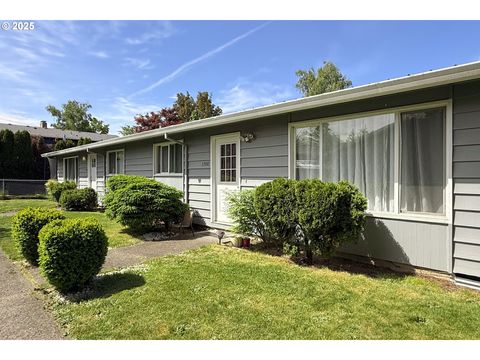 1700 SE 9TH ST Gresham OR 97080