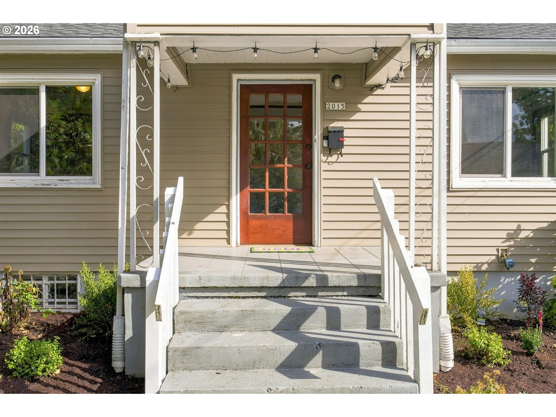 2015 SE SHERRETT ST