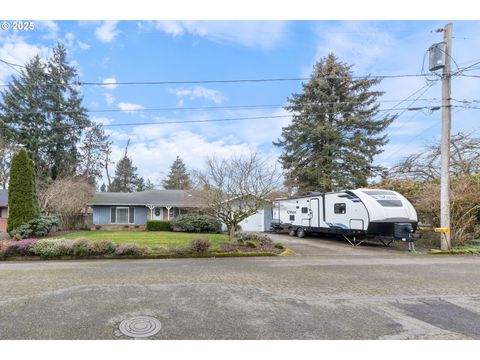 A home in Newberg