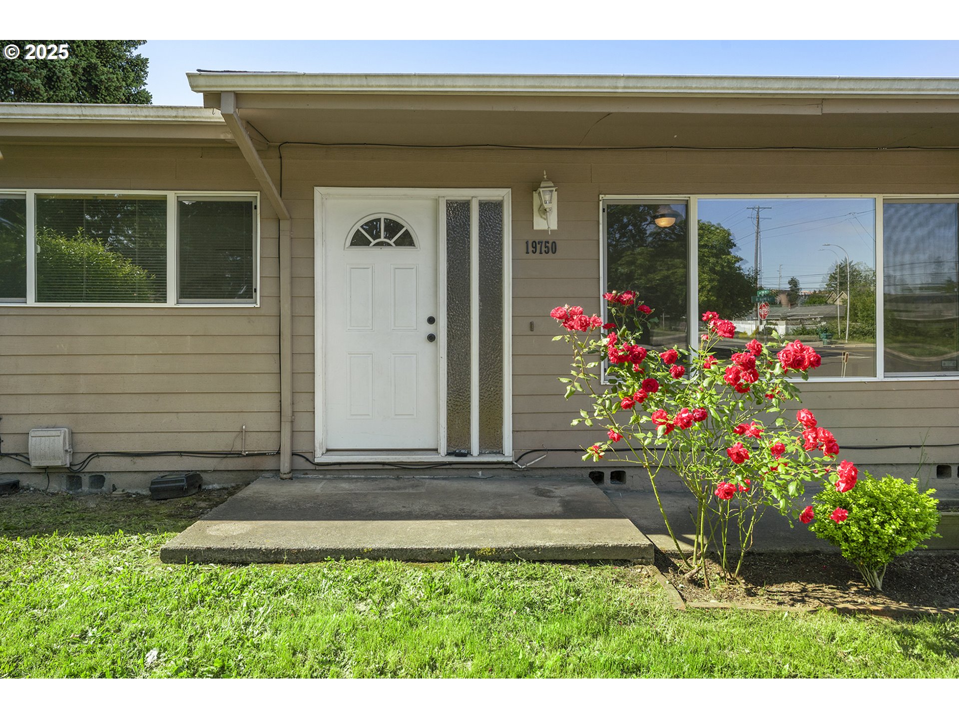 19750 SW PIKE ST