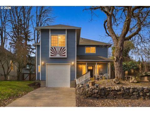 8910 N EDISON ST N Portland OR 97203