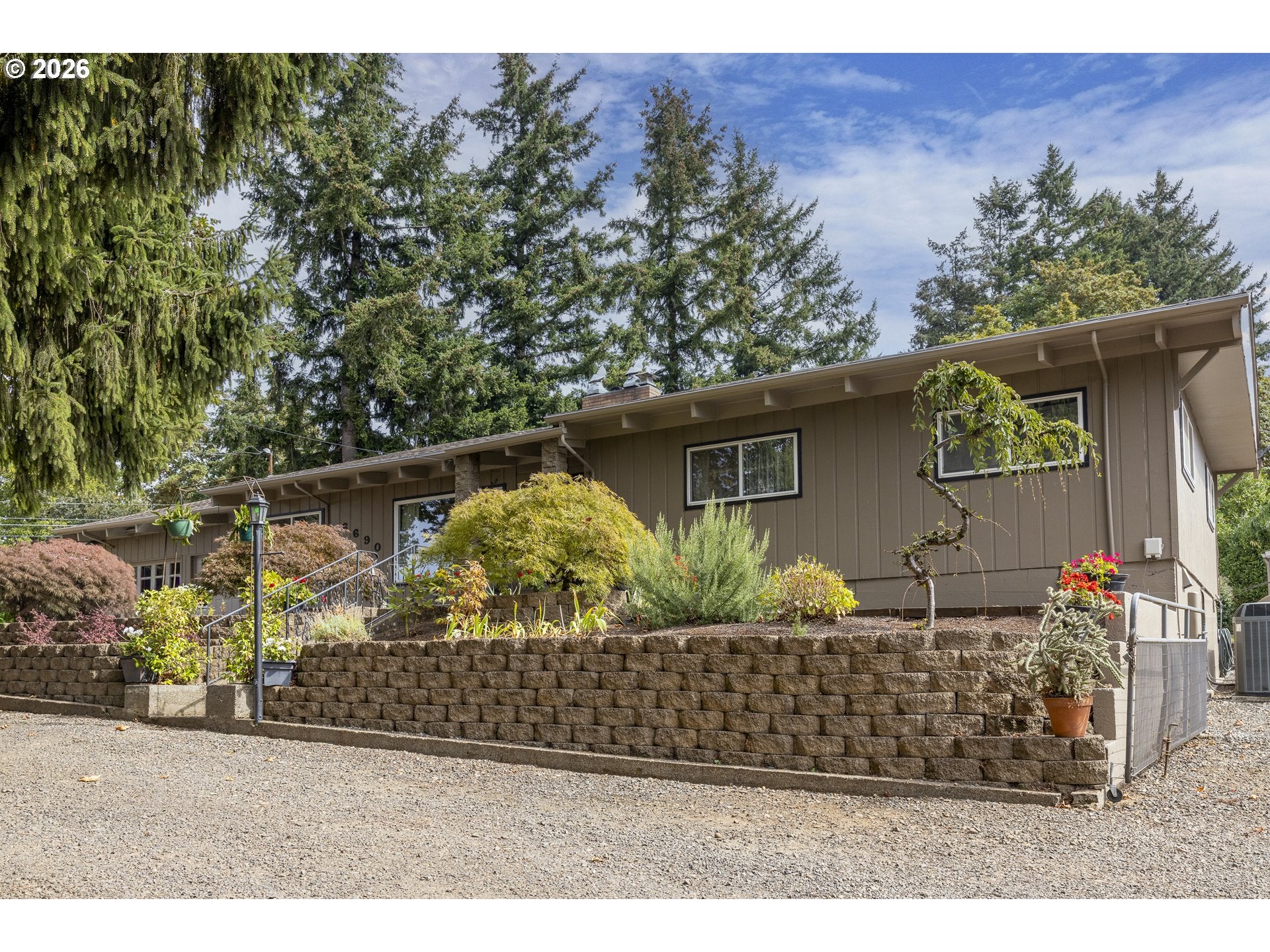 6690 AUMSVILLE HWY
