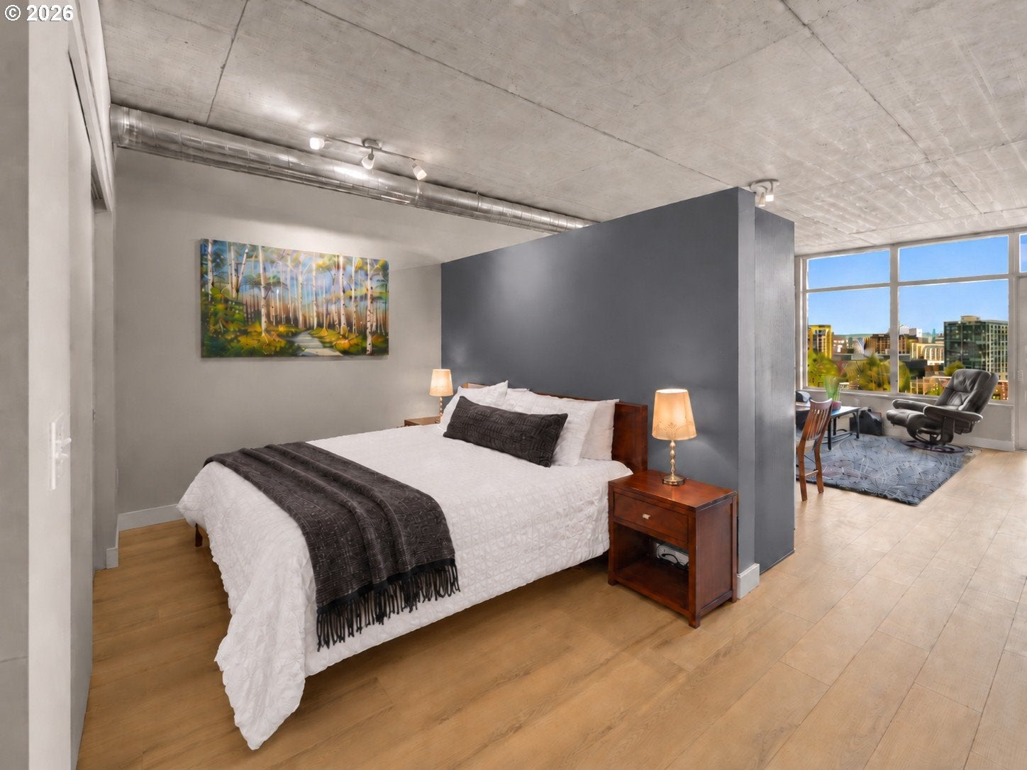 1926 W BURNSIDE ST 807