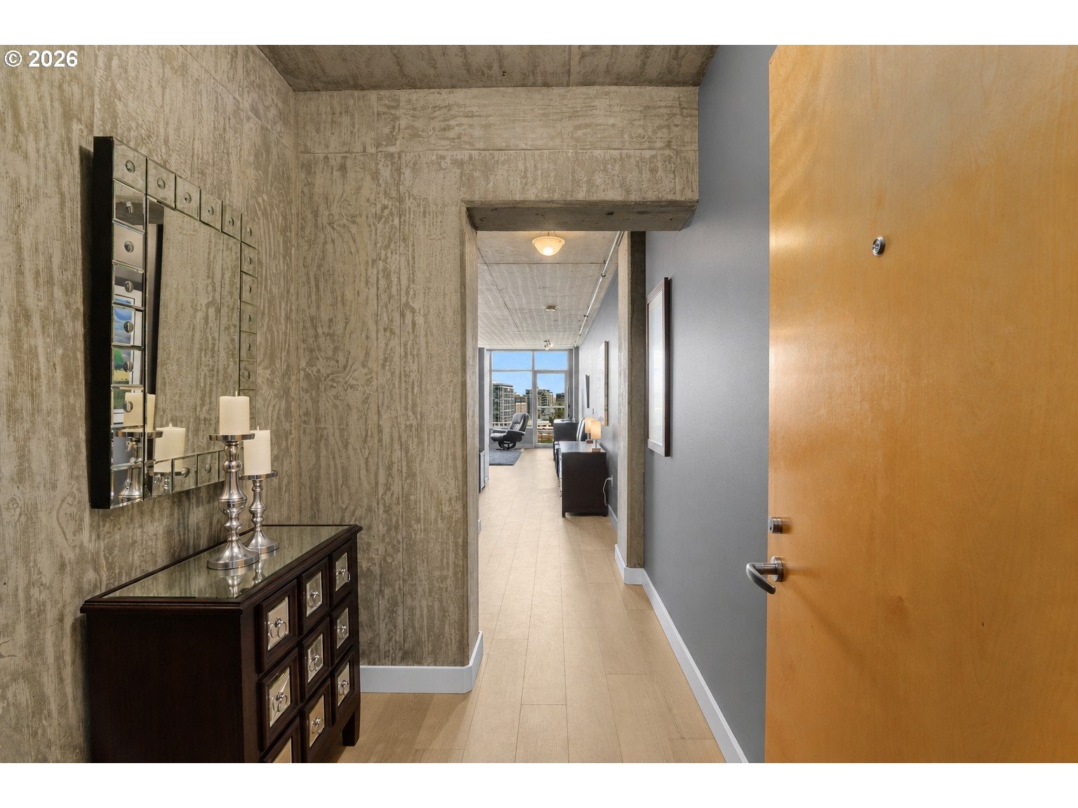 1926 W BURNSIDE ST 807
