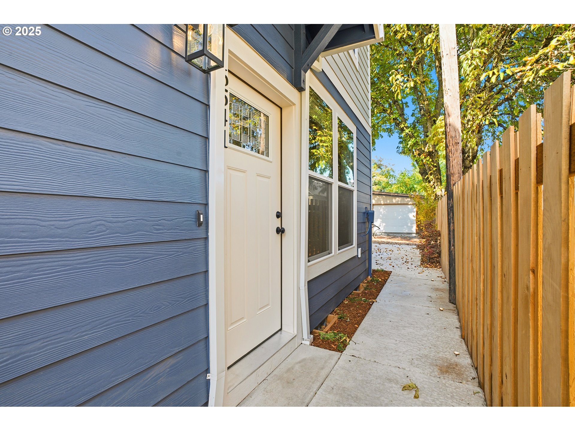 6541 SE WOODSTOCK BLVD