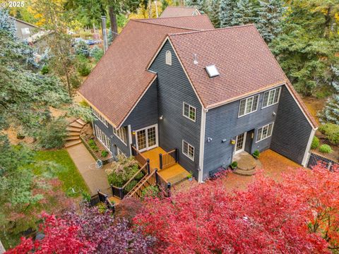 476 SW HEBB PARK RD West Linn OR 97068