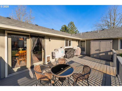 A home in Roseburg