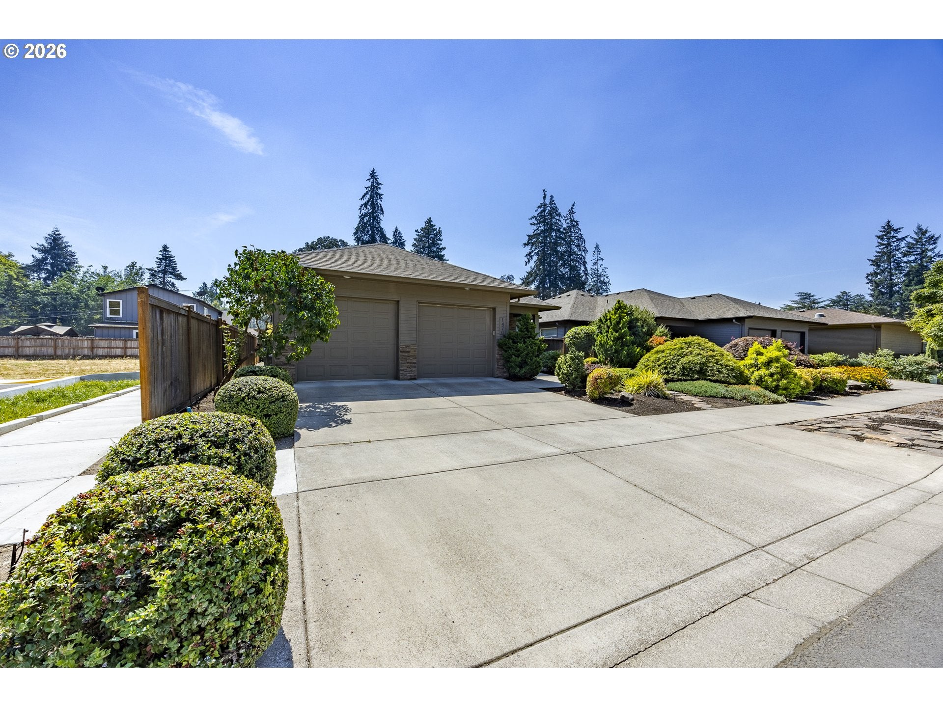 1470 PIPER LN