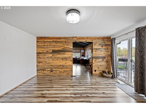 Tiny photo for 84994 Edenvale Rd, Pleasant Hill, OR 97455 (MLS # 440905550)