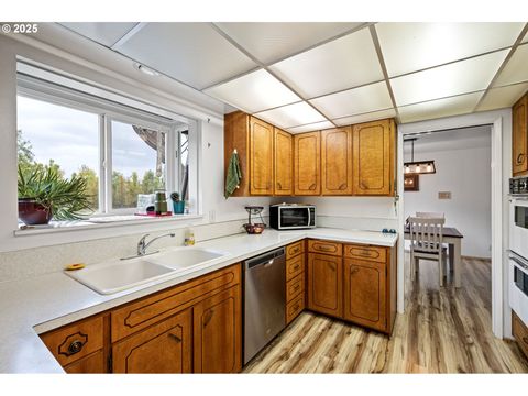 Tiny photo for 84994 Edenvale Rd, Pleasant Hill, OR 97455 (MLS # 440905550)