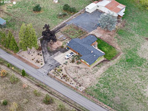 Tiny photo for 84994 Edenvale Rd, Pleasant Hill, OR 97455 (MLS # 440905550)
