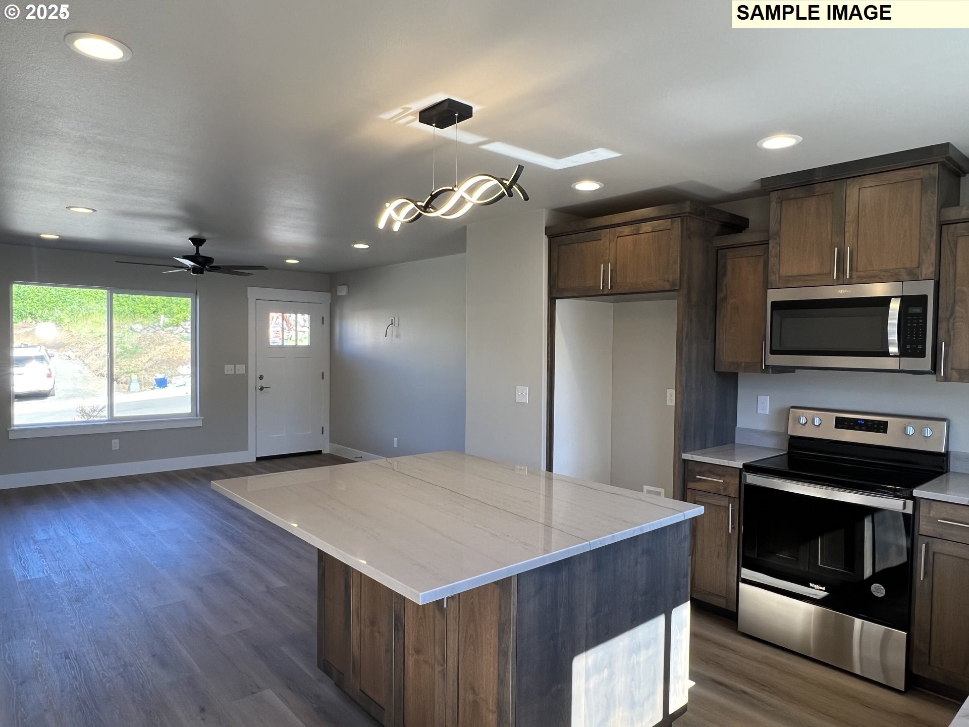 1224 SE BOOTH AVE