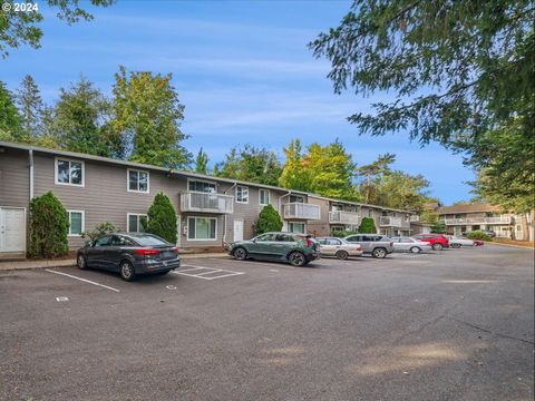 5636 SW BEAVERTON HILLSDALE HWY Portland OR 97221