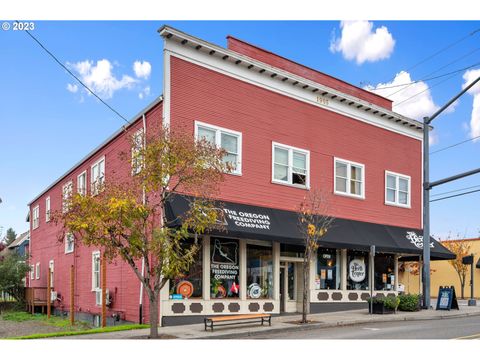 919 7TH ST Oregon City OR 97045