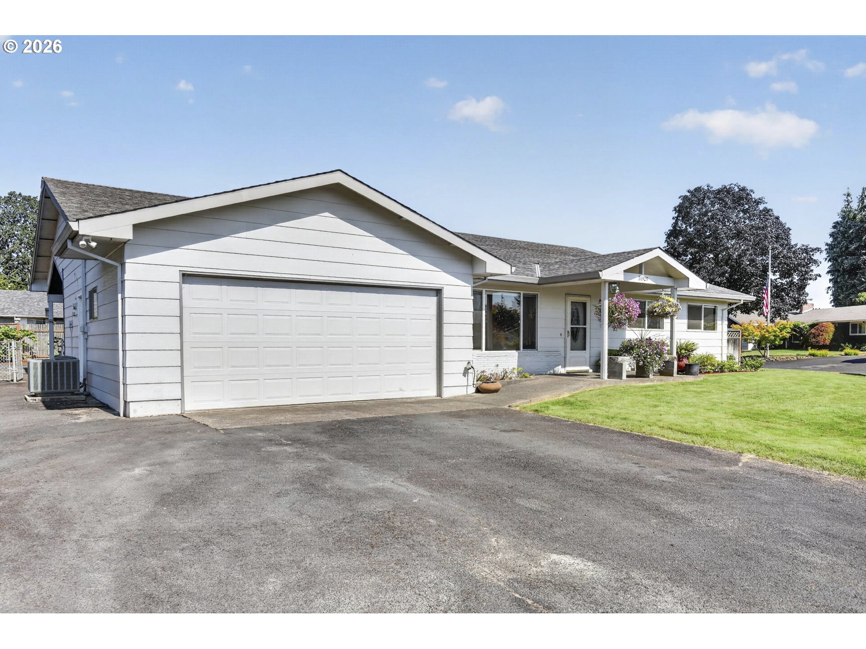 51929 SE WOODMERE CT