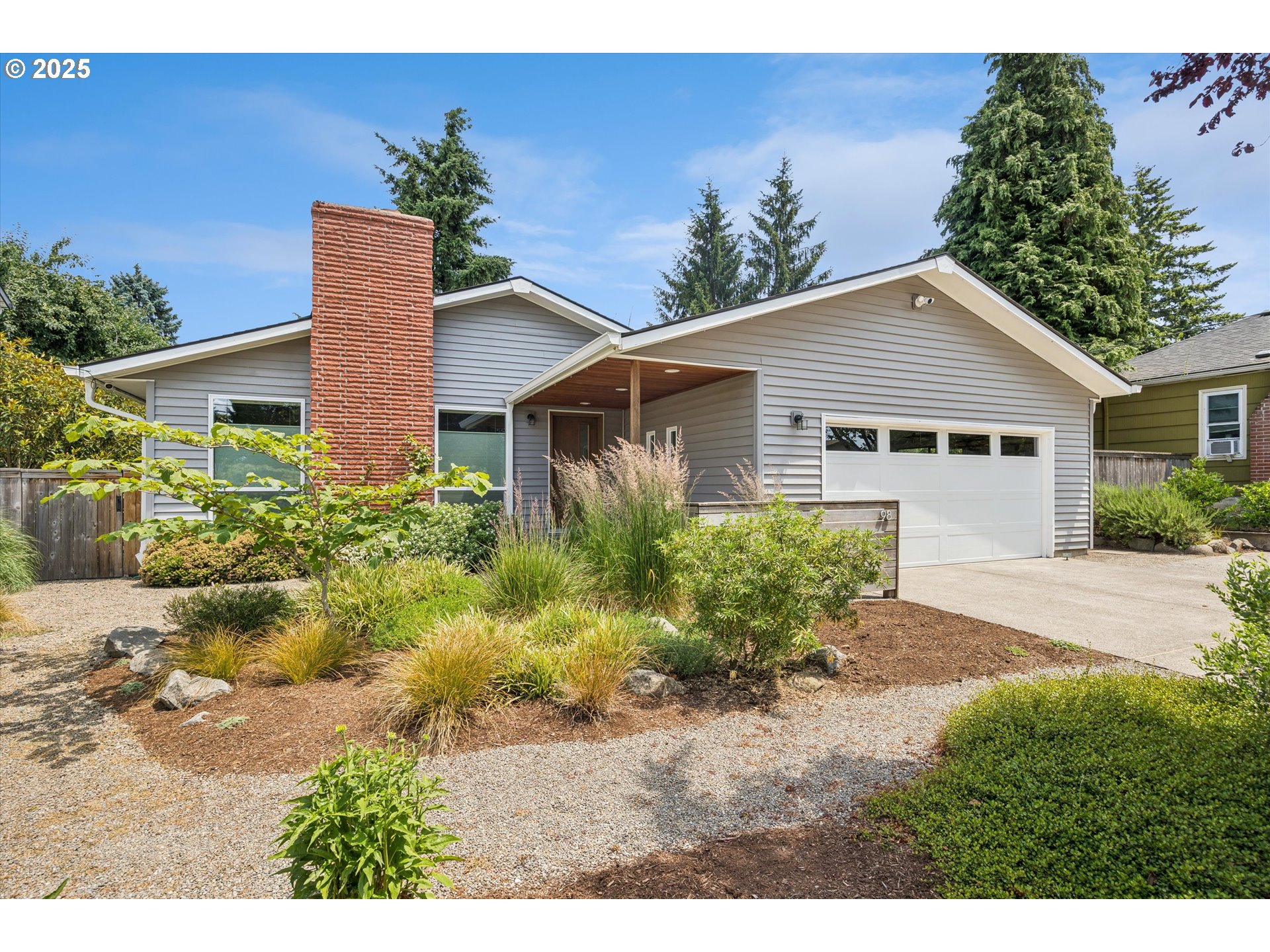 98 NE 113TH AVE