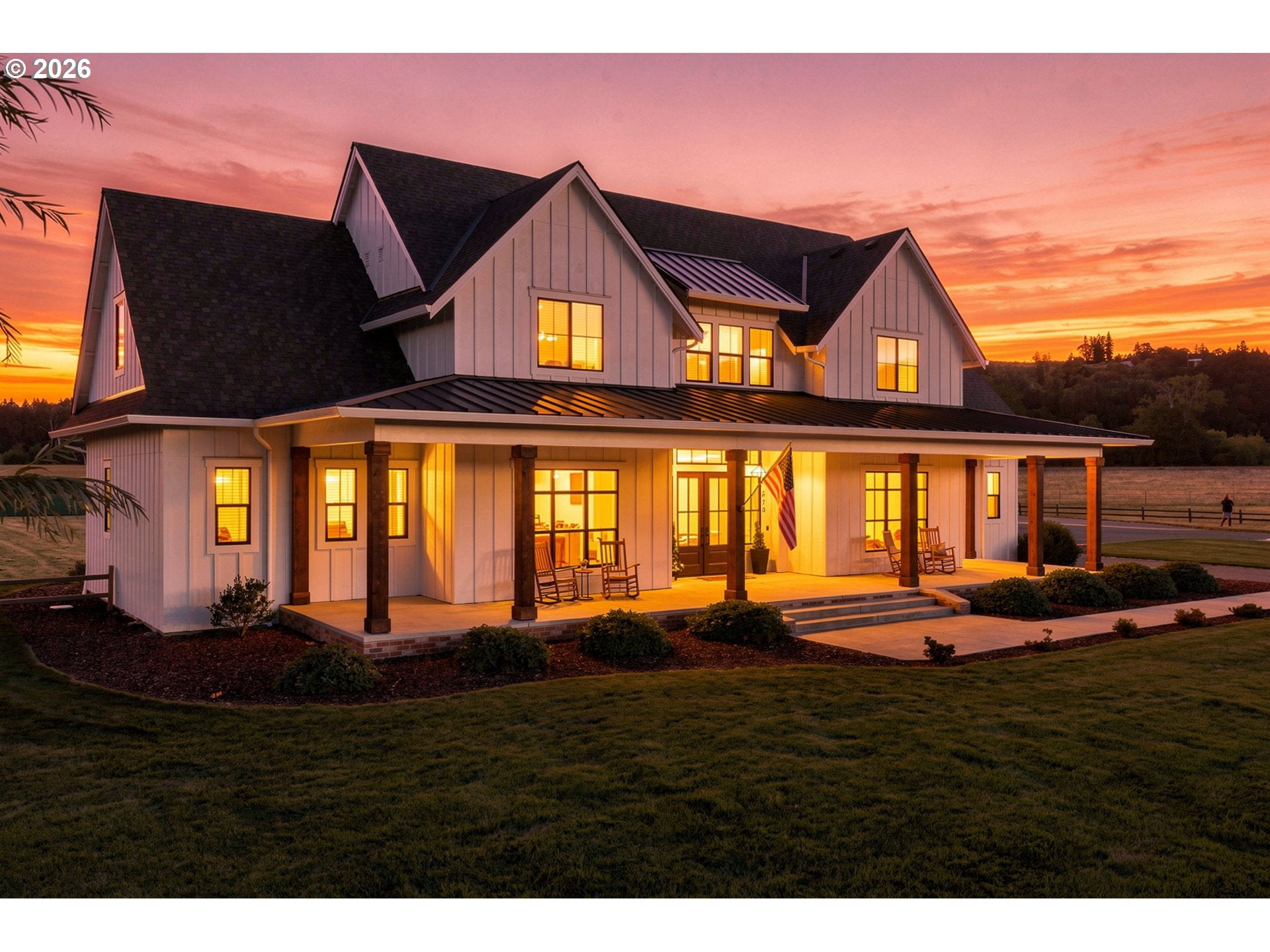 370 TULIP LN