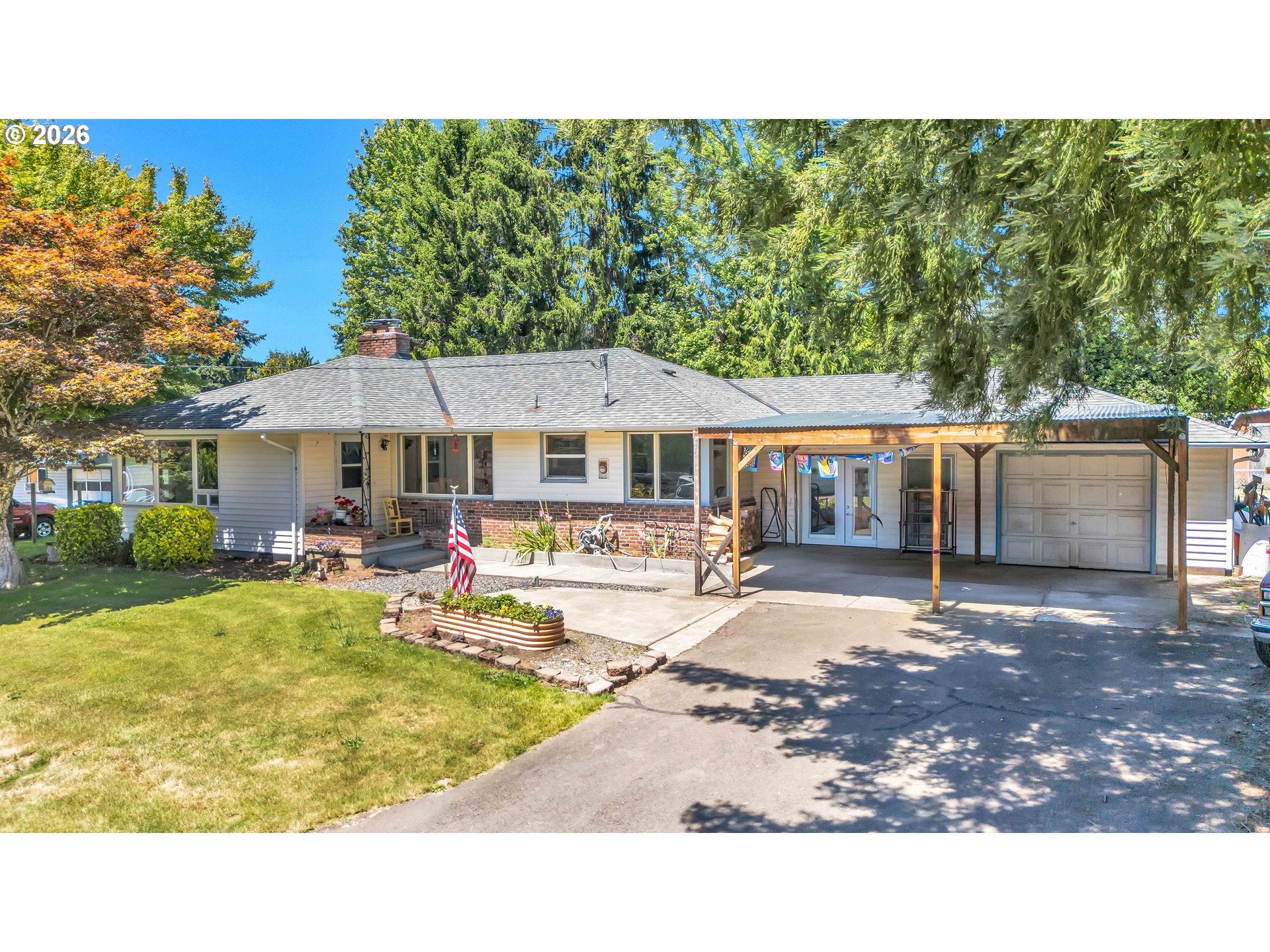 1883 SE ROSEBRIER CT
