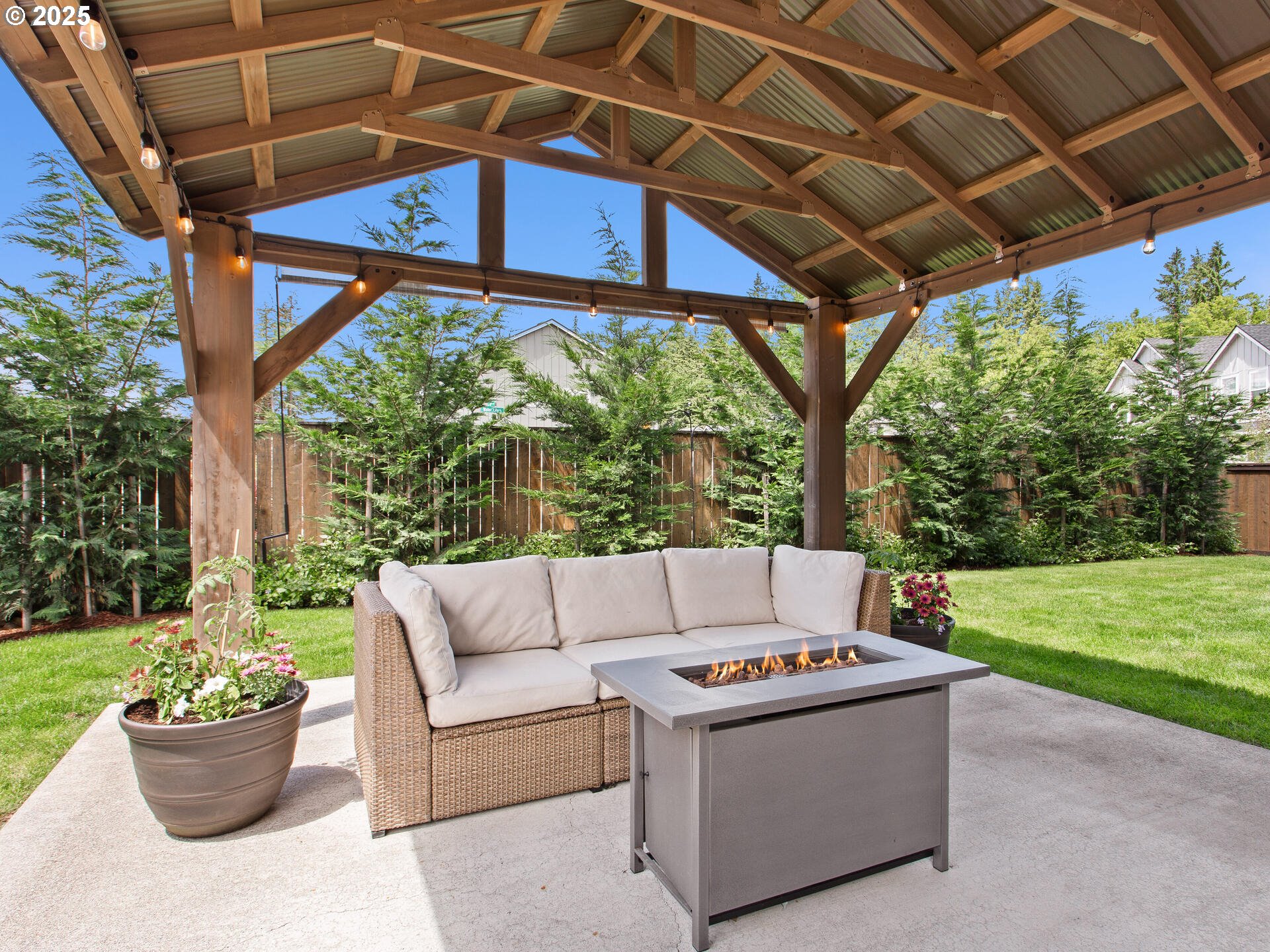 Camas, Washington 98607, United States, 6 Bedrooms Bedrooms, ,3 BathroomsBathrooms,Residential,Pending,139384