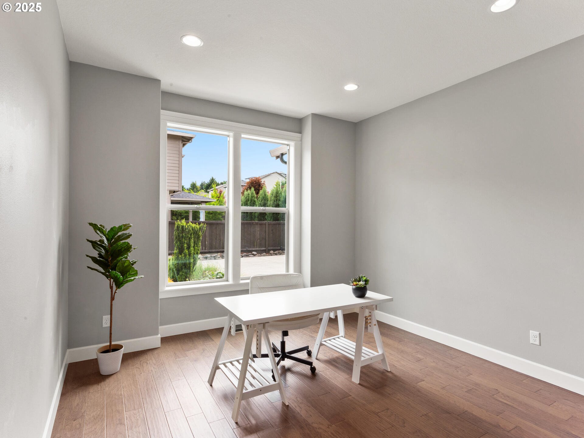 Camas, Washington 98607, United States, 6 Bedrooms Bedrooms, ,3 BathroomsBathrooms,Residential,Pending,139384