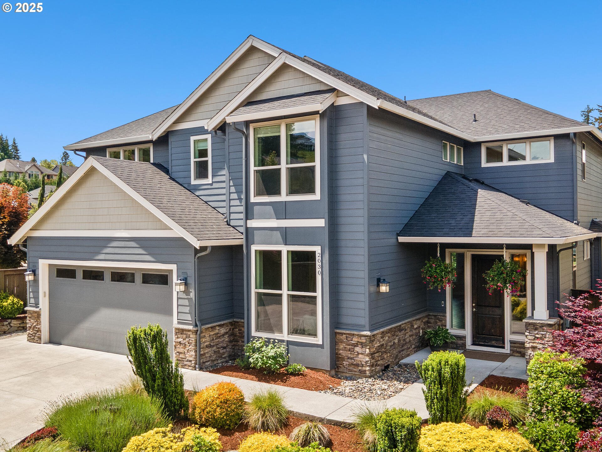 Camas, Washington 98607, United States, 6 Bedrooms Bedrooms, ,3 BathroomsBathrooms,Residential,Pending,139384