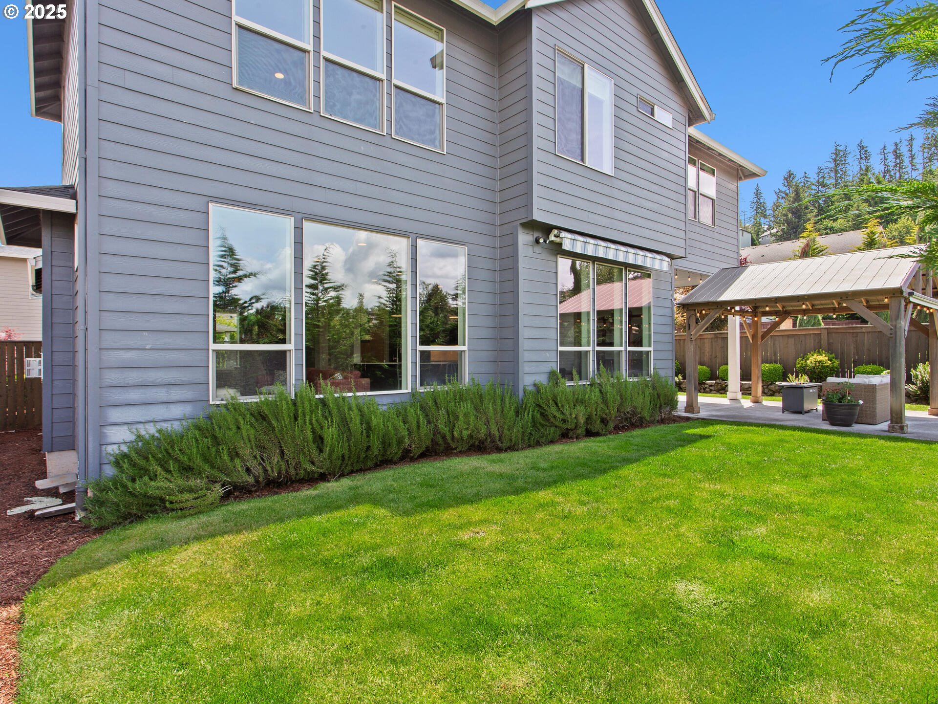 Camas, Washington 98607, United States, 6 Bedrooms Bedrooms, ,3 BathroomsBathrooms,Residential,Pending,139384