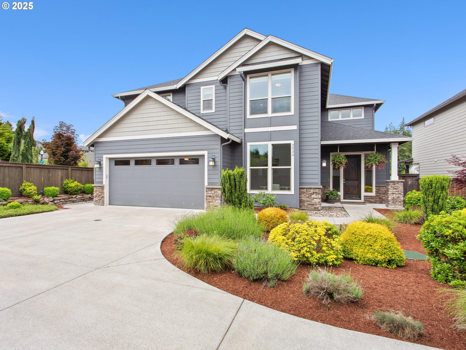 Camas, Washington 98607, United States, 6 Bedrooms Bedrooms, ,3 BathroomsBathrooms,Residential,Pending,139384