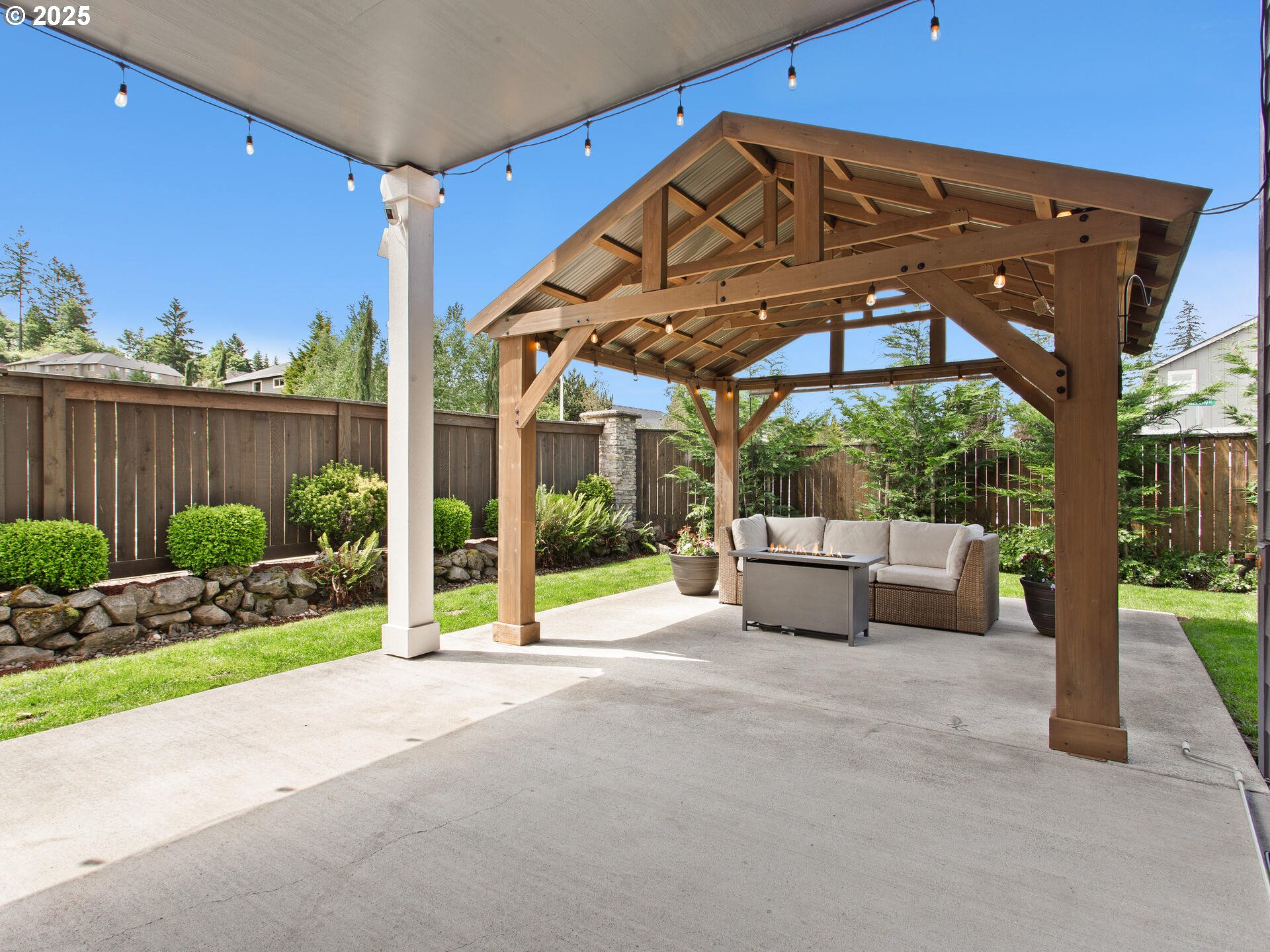 Camas, Washington 98607, United States, 6 Bedrooms Bedrooms, ,3 BathroomsBathrooms,Residential,Pending,139384