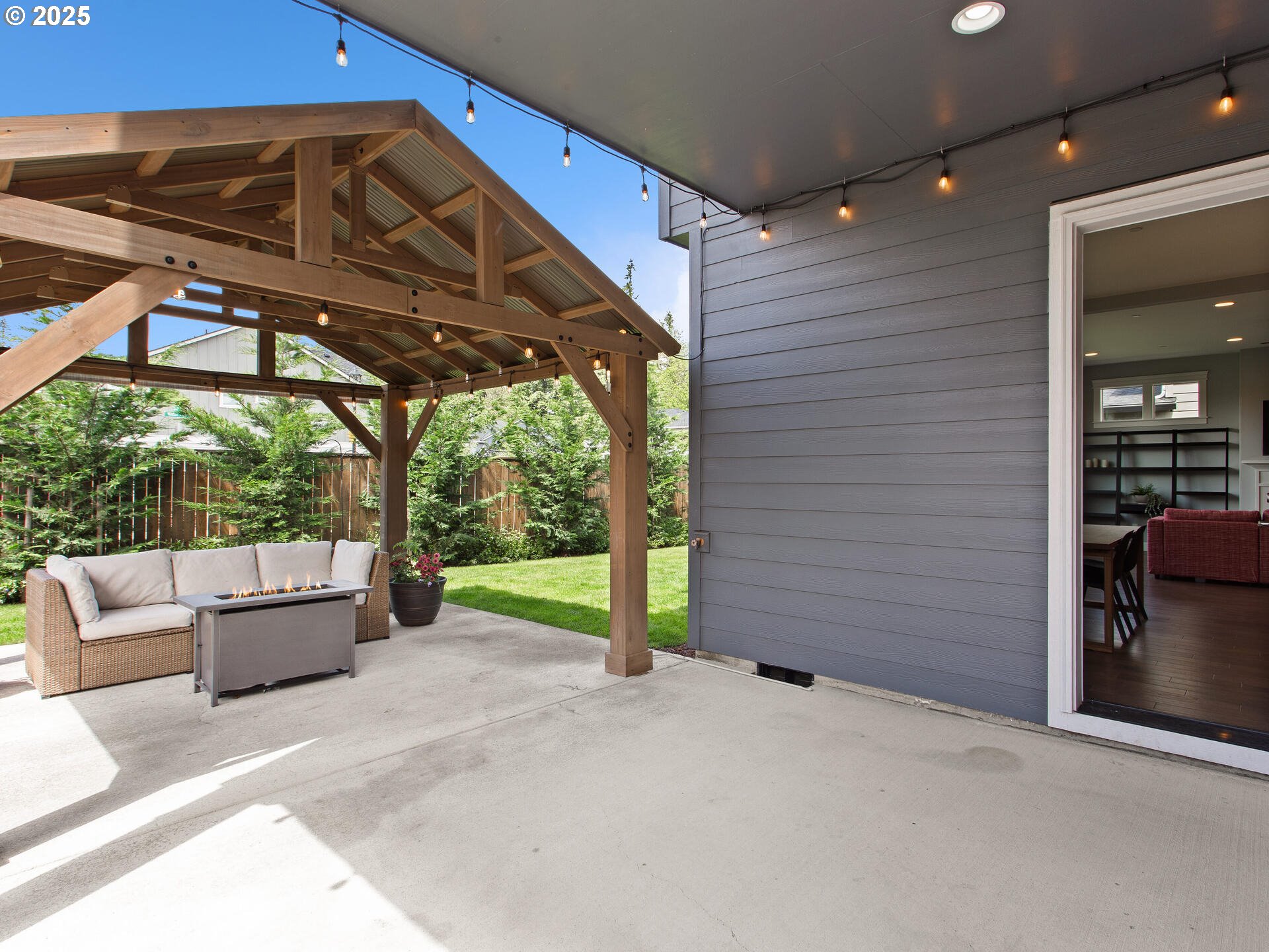 Camas, Washington 98607, United States, 6 Bedrooms Bedrooms, ,3 BathroomsBathrooms,Residential,Pending,139384