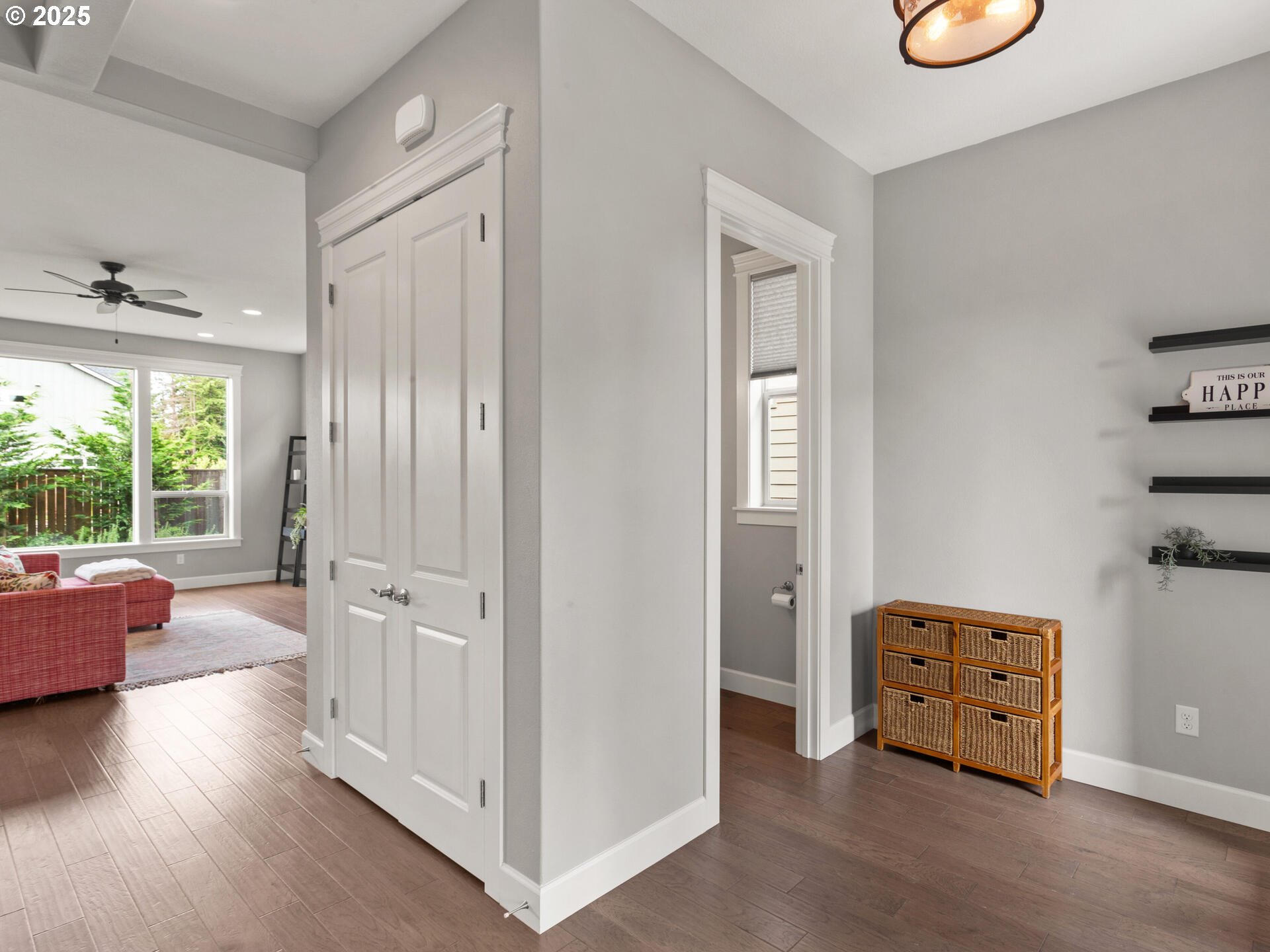 Camas, Washington 98607, United States, 6 Bedrooms Bedrooms, ,3 BathroomsBathrooms,Residential,Pending,139384