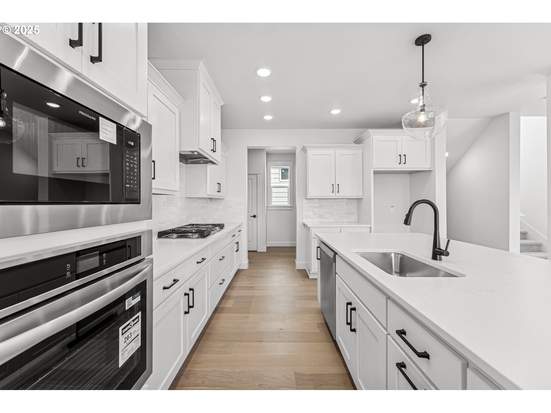 15432 SW Everglade AVE