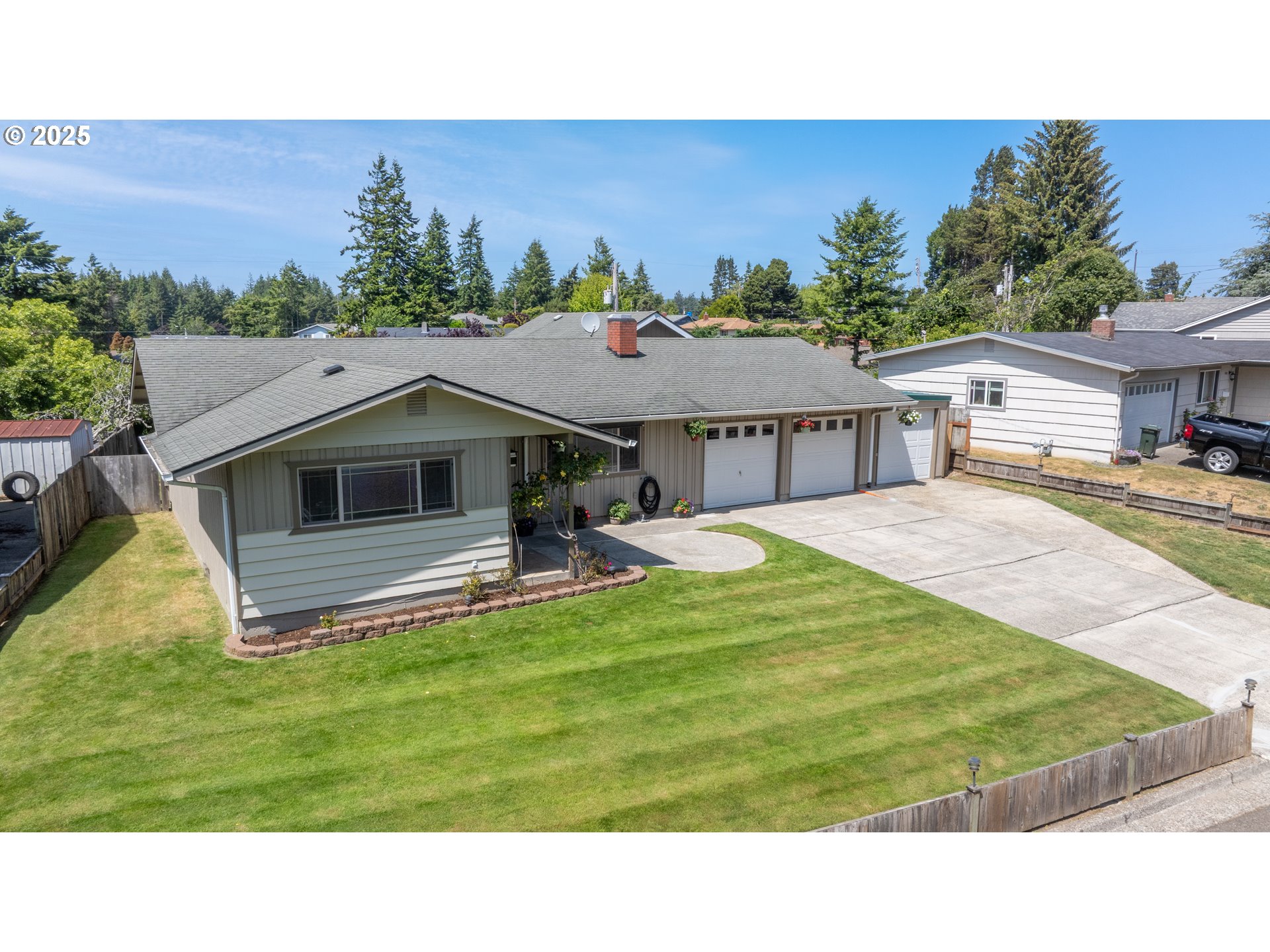 3840 VISTA DR