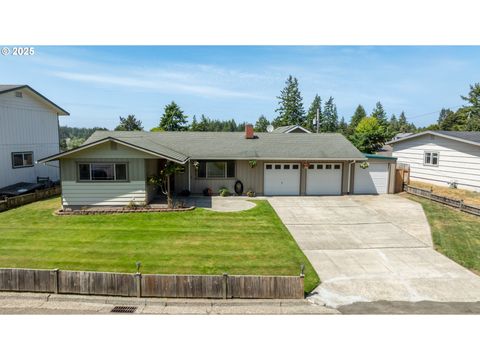 3840 VISTA DR North Bend OR 97459