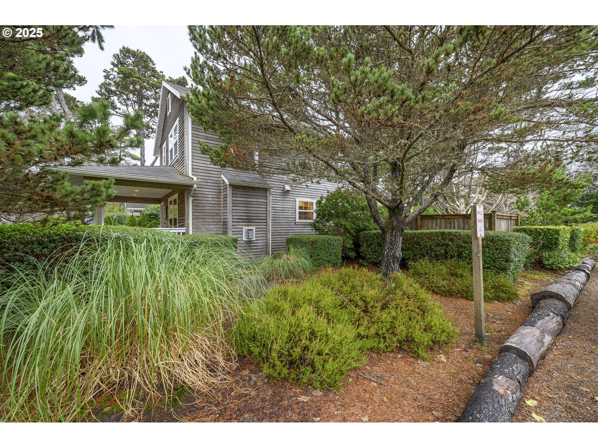 265 BUNCHBERRY WAY