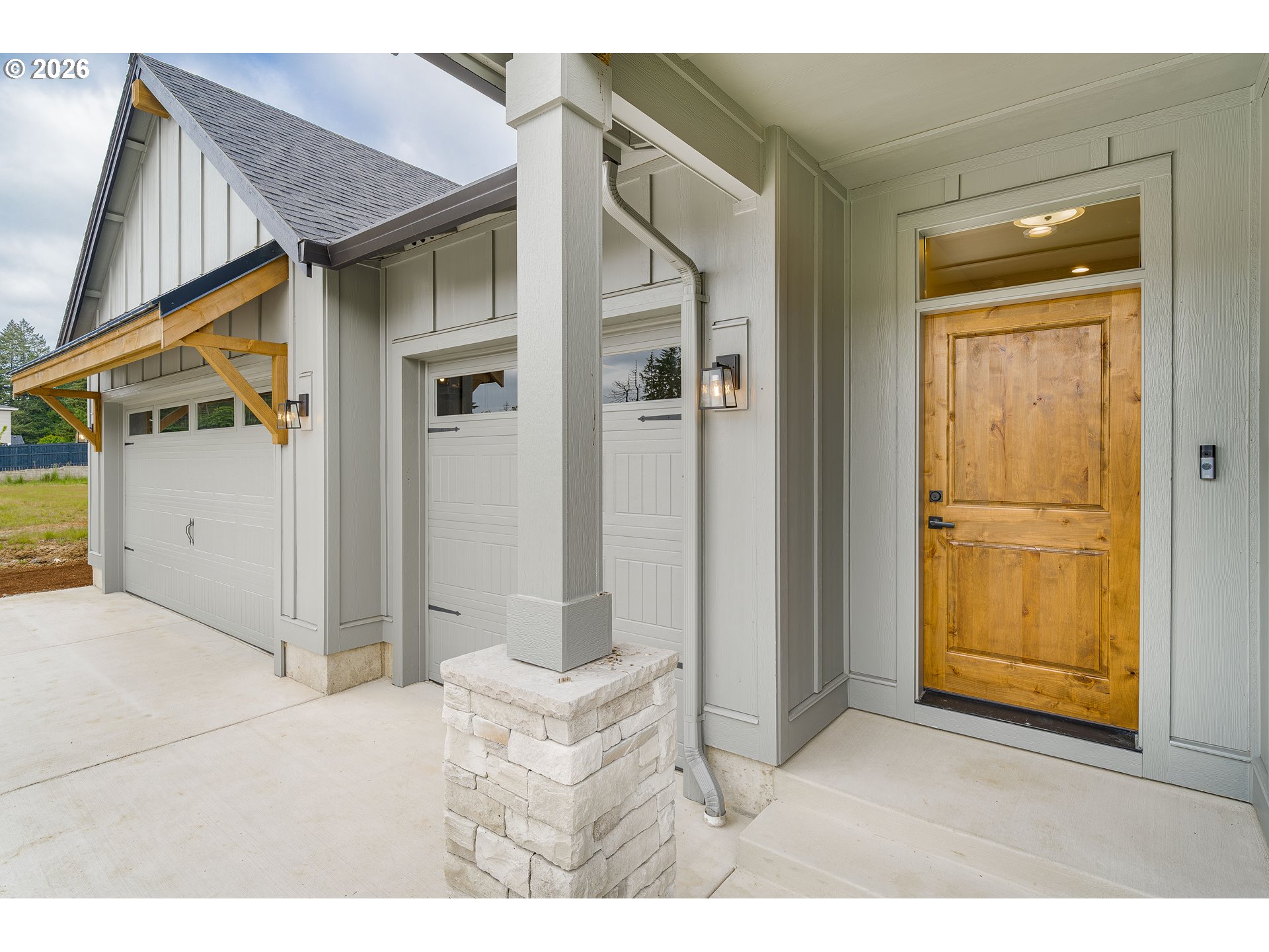 509 W 19TH ST