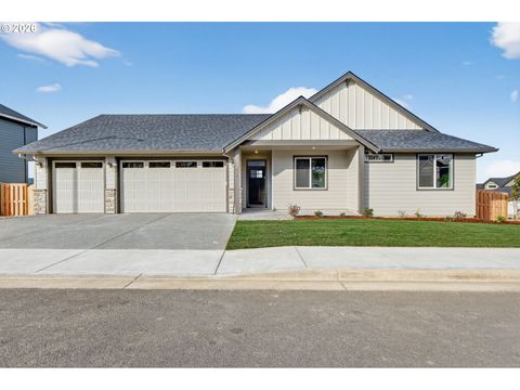 2842 NE JUSTUS AVE 29 Estacada OR 97023