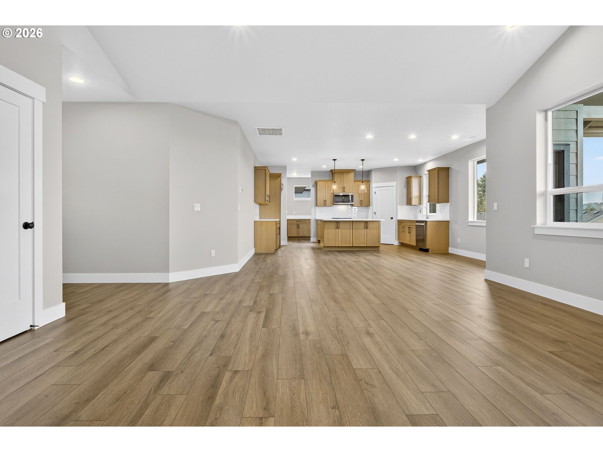 2842 NE JUSTUS AVE 29