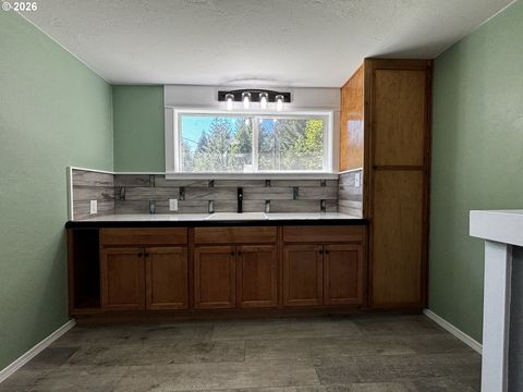 Tiny photo for 48799 Mcfarland Rd, Oakridge, OR 97463 (MLS # 239885713)