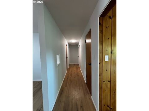 Tiny photo for 48799 Mcfarland Rd, Oakridge, OR 97463 (MLS # 239885713)