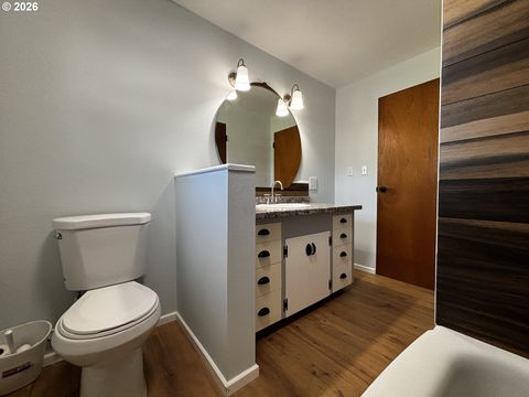 Tiny photo for 48799 Mcfarland Rd, Oakridge, OR 97463 (MLS # 239885713)