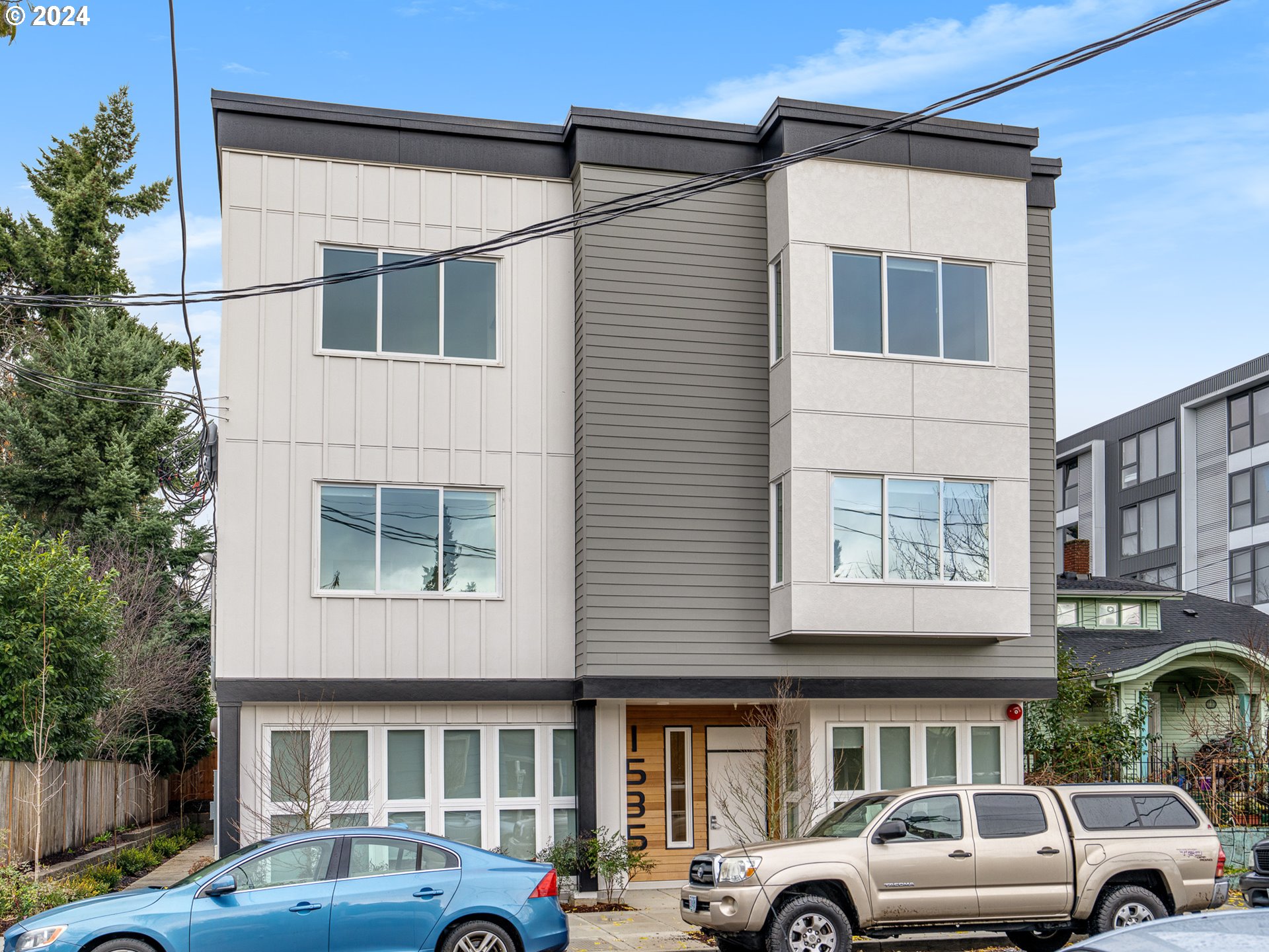 1535 N Alberta ST