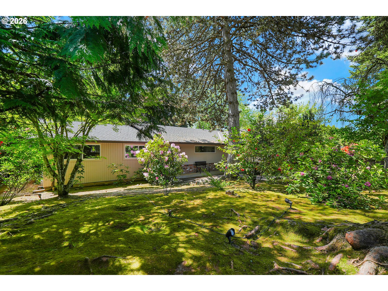 440 NW YONIA CT