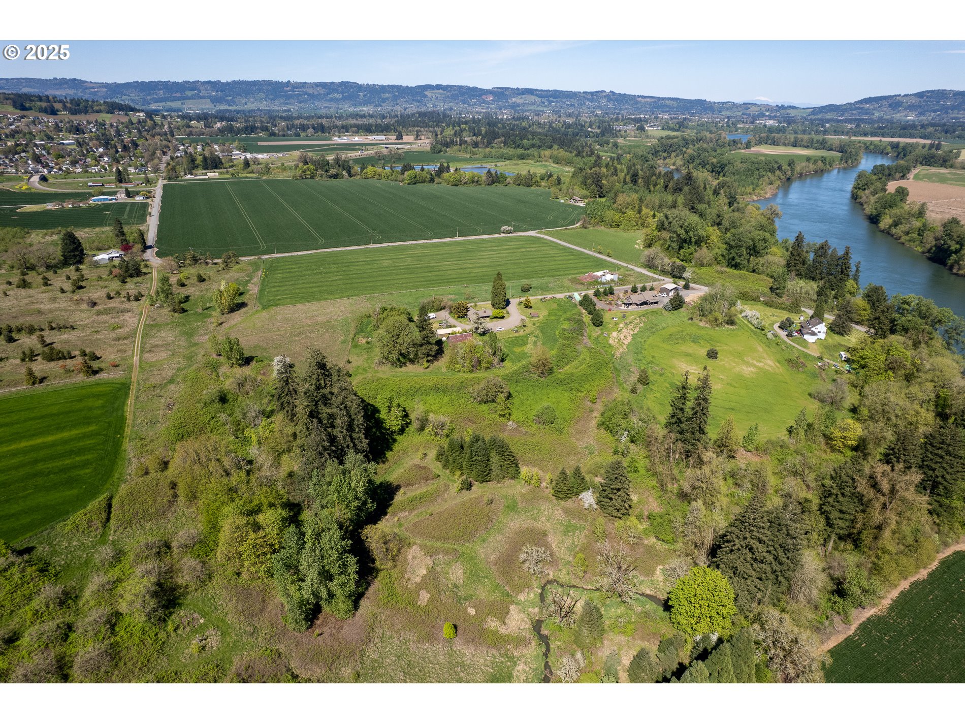 22999 NE FULQUARTZ LANDING RD