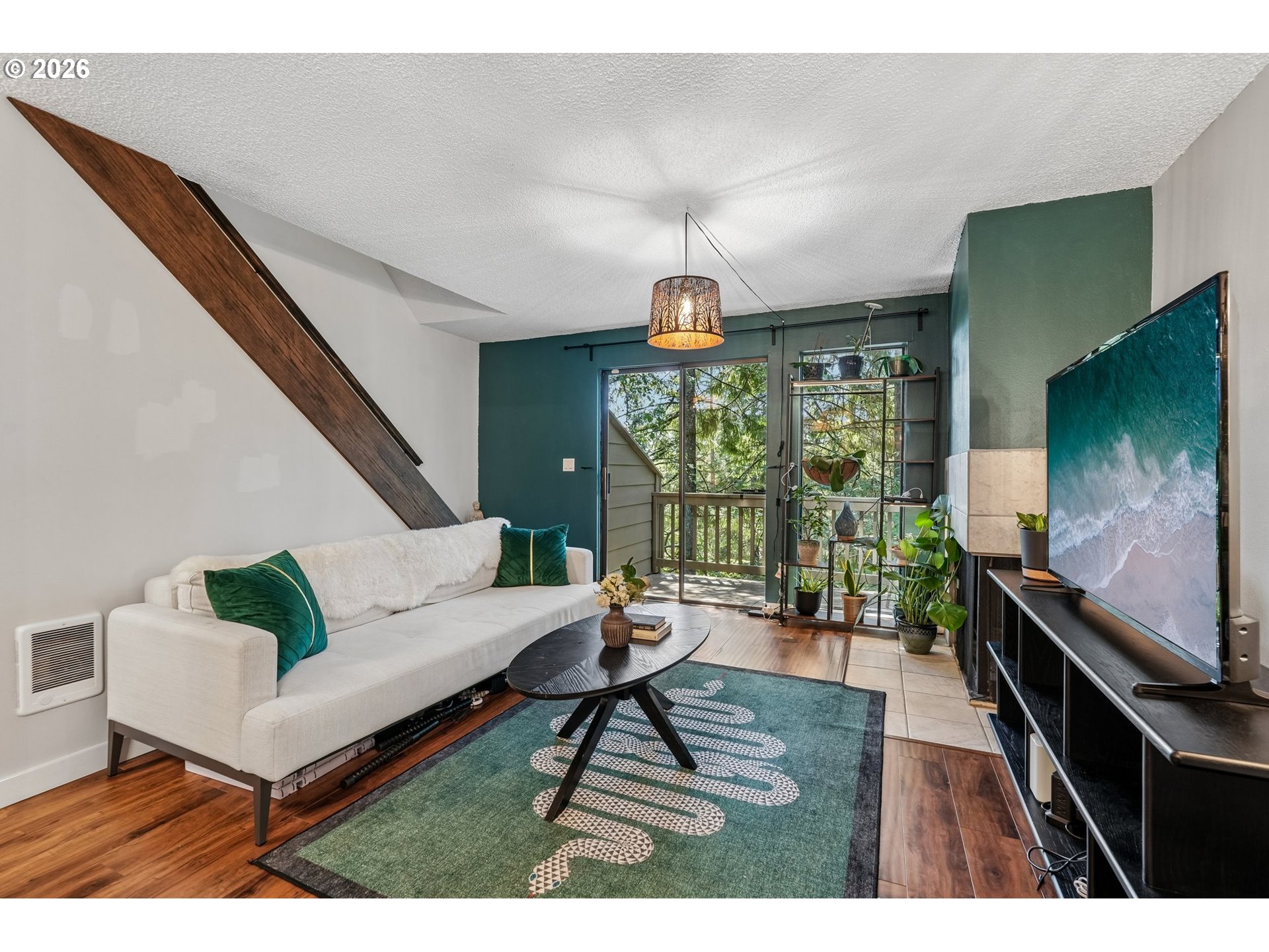 38 CERVANTES CIR